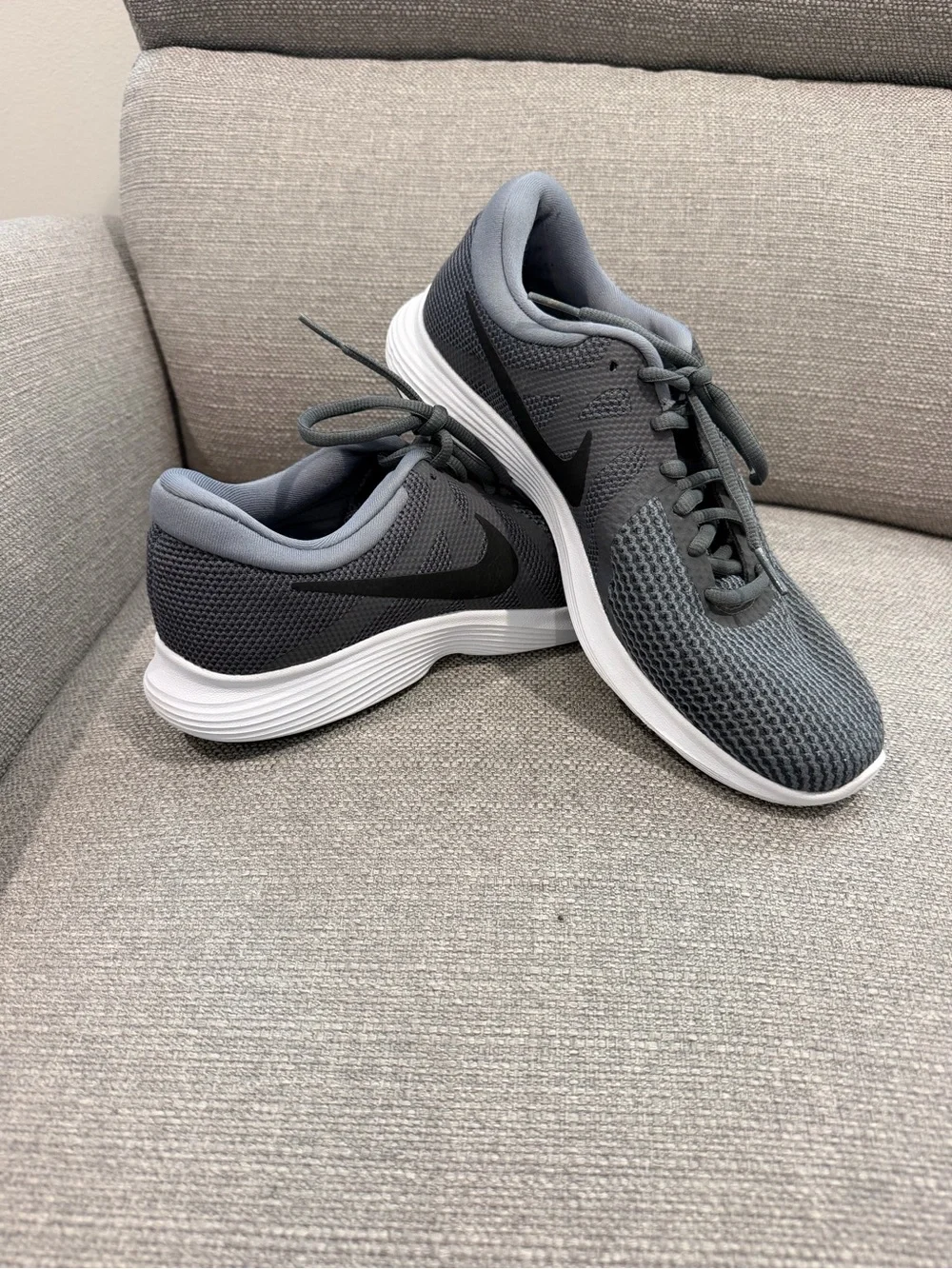 Nike Men’s Running Shoe - Grey with Black Swoosh